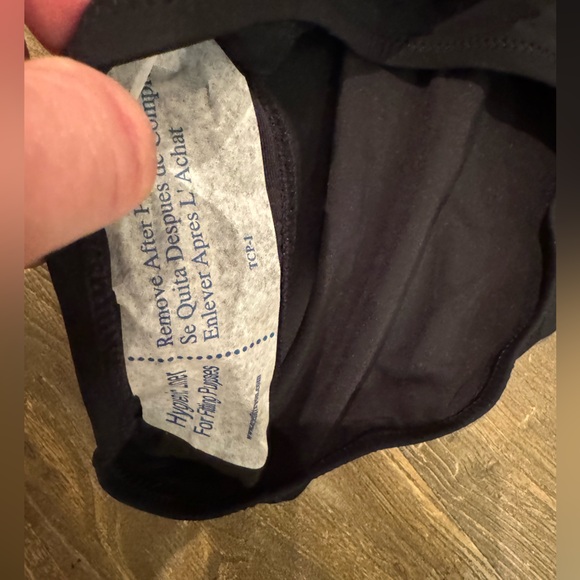 NWT J. Crew Matte Ruched One Piece Swimsuit with Ruffles in Black Size 8 - Picture 4 of 8